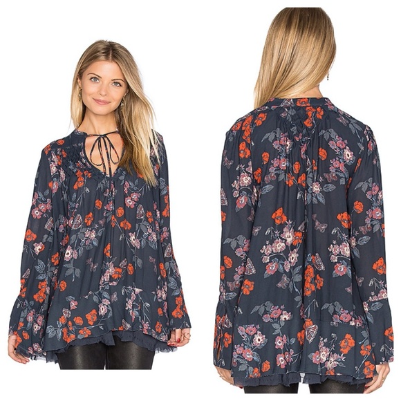 Free People Pebble Crepe So Fine Tunic Top Navy Floral - Picture 1 of 11